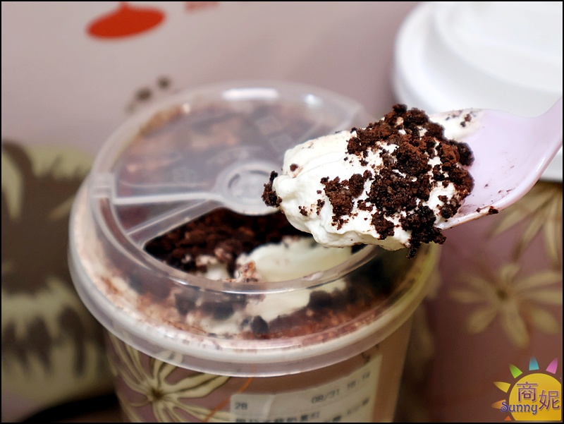 台中奶蓋推薦|語林萃全面升級有機認證得獎茶+法國頂級鮮奶油+日本十勝鮮乳,簡直是喝的甜點專賣店! 台中奶蓋推薦|語林萃全面升級有機認證得獎茶+法國頂級鮮奶油+日本十勝鮮乳,簡直是喝的甜點專賣店!