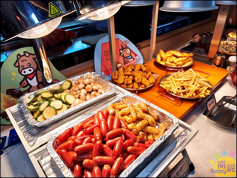 台南吃到飽推薦|牛室炙燒牛排排餐+近百道自助百匯389起!資深吃貨平日優惠只要329元無敵超值 台南吃到飽推薦|牛室炙燒牛排排餐+近百道自助百匯389起!資深吃貨平日優惠只要329元無敵超值