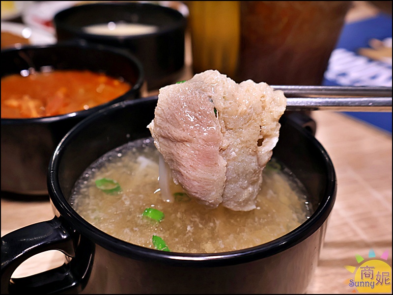 台南吃到飽推薦|牛室炙燒牛排排餐+近百道自助百匯389起!資深吃貨平日優惠只要329元無敵超值 台南吃到飽推薦|牛室炙燒牛排排餐+近百道自助百匯389起!資深吃貨平日優惠只要329元無敵超值