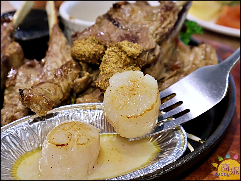 台南吃到飽推薦|牛室炙燒牛排排餐+近百道自助百匯389起!資深吃貨平日優惠只要329元無敵超值 台南吃到飽推薦|牛室炙燒牛排排餐+近百道自助百匯389起!資深吃貨平日優惠只要329元無敵超值