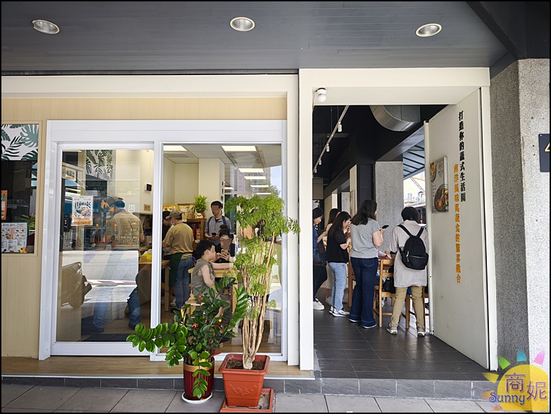 熱浪小島忠明店｜收掉一間大島，一年開啟20間小島!台中人超愛的個人南洋蔬食