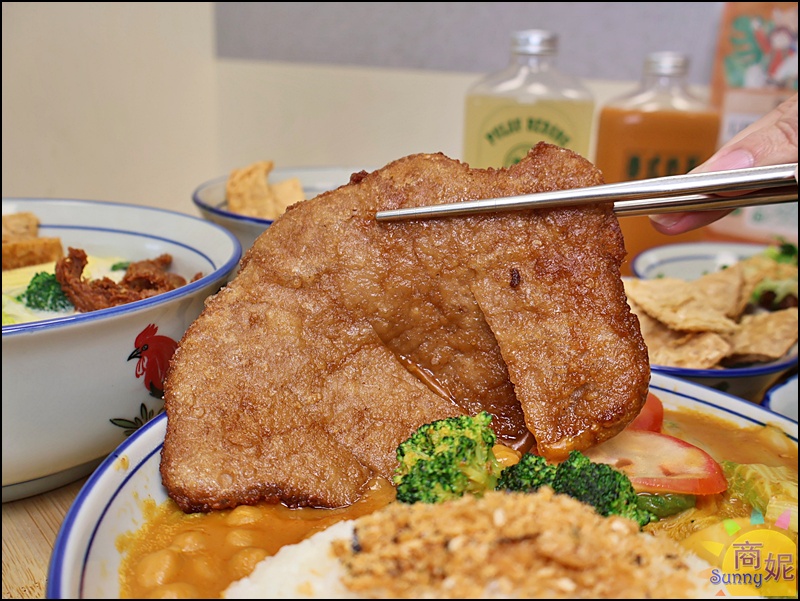 熱浪小島忠明店｜收掉一間大島，一年開啟20間小島!台中人超愛的個人南洋蔬食