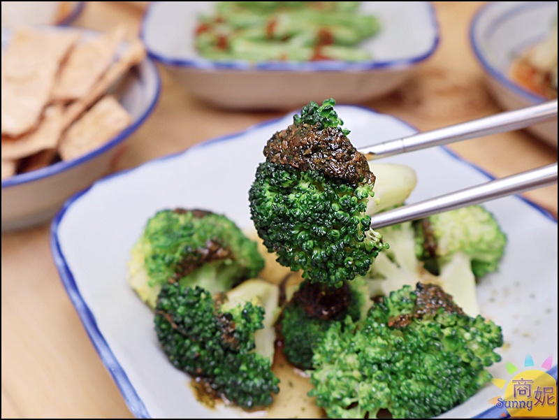 熱浪小島忠明店｜收掉一間大島，一年開啟20間小島!台中人超愛的個人南洋蔬食