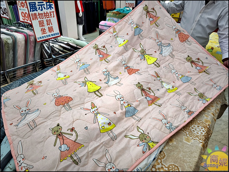 雲林斗南寢具特賣最便宜60支天絲!工廠直營枕頭涼被毯子買一送一.天絲純棉寢具799.可刷卡現場再送好禮 雲林斗南寢具特賣最便宜60支天絲!工廠直營枕頭涼被毯子買一送一.天絲純棉寢具799.可刷卡現場再送好禮