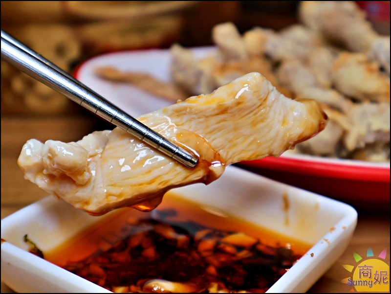 嘎嘎冒|台中第一家自助夾菜秤重計價個人冒菜鍋！一中平價四川冒菜鍋湯底免費一鍋150元起