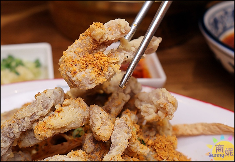 嘎嘎冒|台中第一家自助夾菜秤重計價個人冒菜鍋！一中平價四川冒菜鍋湯底免費一鍋150元起