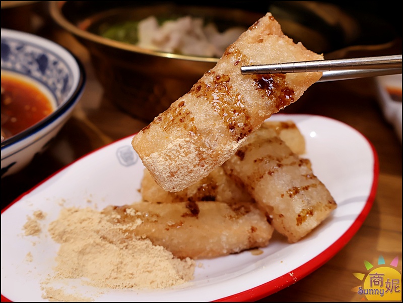 嘎嘎冒|台中第一家自助夾菜秤重計價個人冒菜鍋！一中平價四川冒菜鍋湯底免費一鍋150元起