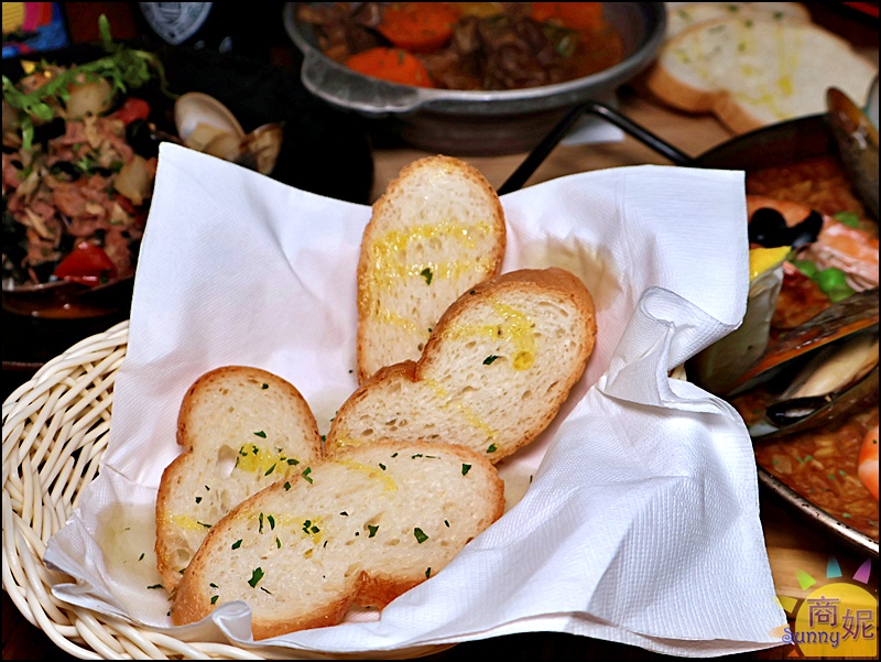 ABV地中海餐酒館|台中唯一700款精釀啤酒長廊!地中海料理搭配精釀啤酒享受異國餐酒好CHILL ABV地中海餐酒館|台中唯一700款精釀啤酒長廊!地中海料理搭配精釀啤酒享受異國餐酒好CHILL