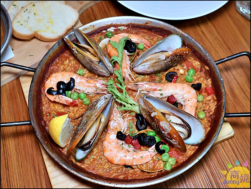 ABV地中海餐酒館|台中唯一700款精釀啤酒長廊!地中海料理搭配精釀啤酒享受異國餐酒好CHILL ABV地中海餐酒館|台中唯一700款精釀啤酒長廊!地中海料理搭配精釀啤酒享受異國餐酒好CHILL