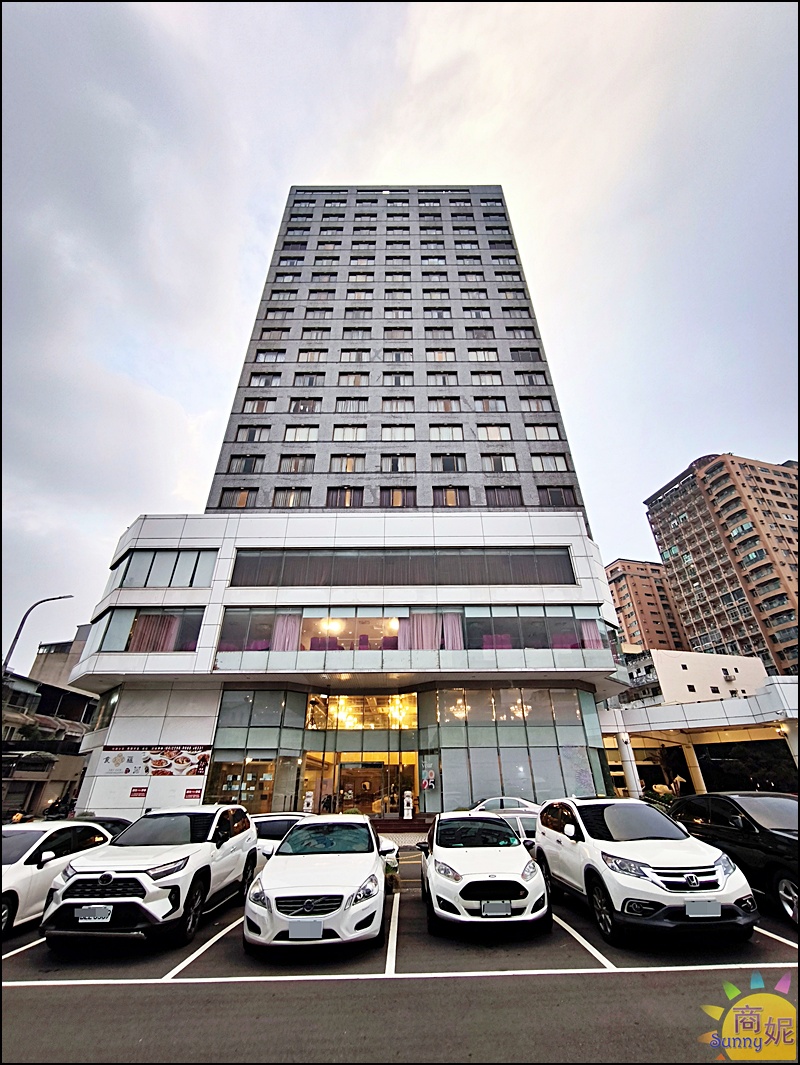 食蘊潮創中菜菜單|通豪大飯店內時尚中菜，20人圓桌及包廂，簡餐、合菜、宴席料理通通有