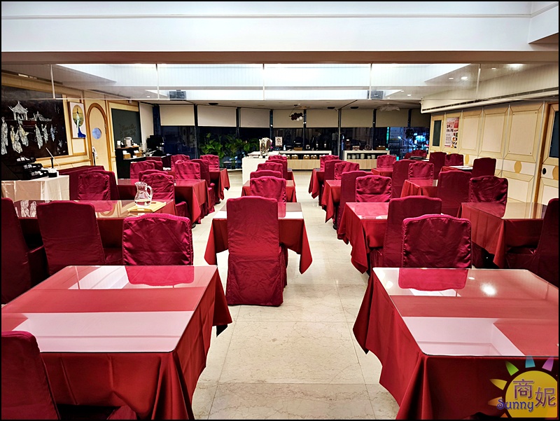 食蘊潮創中菜餐廳|台中聚餐商務宴客推薦！20人圓桌、包廂，簡餐合菜宴席料理通通有