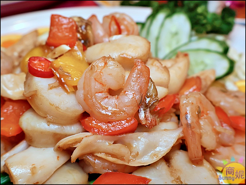 食蘊潮創中菜餐廳|台中聚餐商務宴客推薦！20人圓桌、包廂，簡餐合菜宴席料理通通有