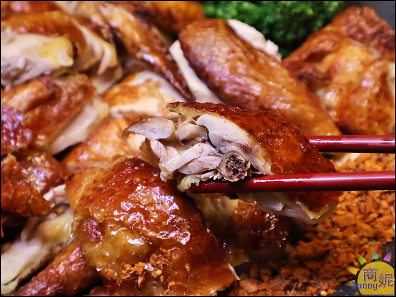 食蘊潮創中菜餐廳|台中聚餐商務宴客推薦！20人圓桌、包廂，簡餐合菜宴席料理通通有