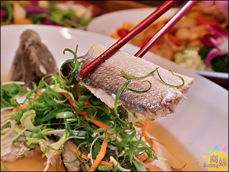 食蘊潮創中菜餐廳|台中聚餐商務宴客推薦！20人圓桌、包廂，簡餐合菜宴席料理通通有