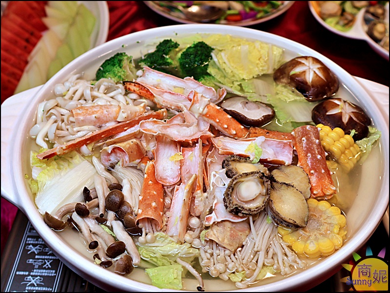 食蘊潮創中菜餐廳|台中聚餐商務宴客推薦！20人圓桌、包廂，簡餐合菜宴席料理通通有