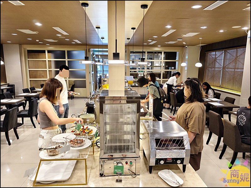 康橋商旅台南民生館|台南旅遊平價住宿推薦!人均不到千元含中西式早餐、24hr點心吧、免費洗衣烘衣、免費自行車