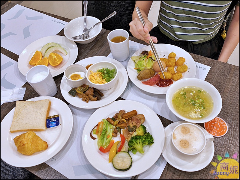 康橋商旅台南民生館|台南旅遊平價住宿推薦!人均不到千元含中西式早餐、24hr點心吧、免費洗衣烘衣、免費自行車