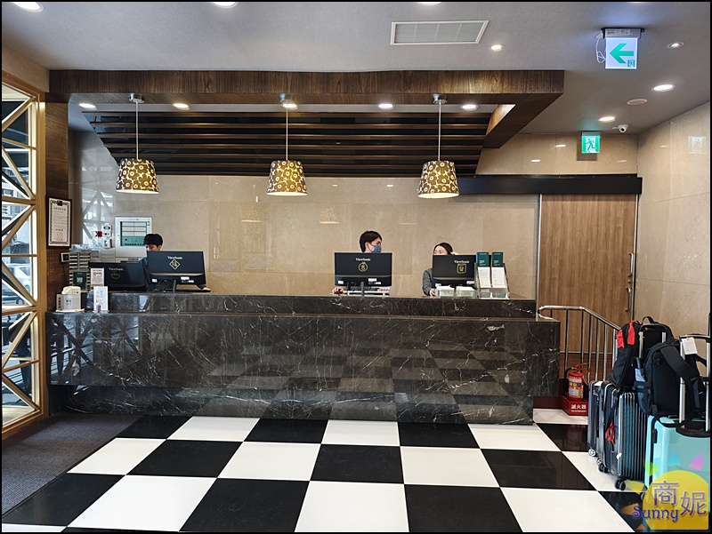 康橋商旅台南赤崁樓館|台南超值住宿從住房到退房都在吃！豐盛宵夜.早餐.24hr咖啡廳.免費洗衣烘衣免費停車.地理位置超棒