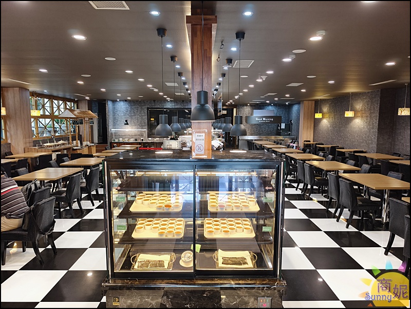 康橋商旅台南赤崁樓館|台南超值住宿從住房到退房都在吃！豐盛宵夜.早餐.24hr咖啡廳.免費洗衣烘衣免費停車.地理位置超棒