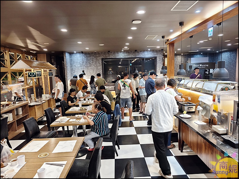 康橋商旅台南赤崁樓館|台南超值住宿從住房到退房都在吃！豐盛宵夜.早餐.24hr咖啡廳.免費洗衣烘衣免費停車.地理位置超棒