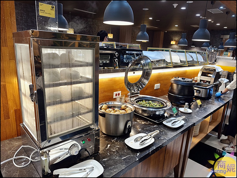 康橋商旅台南赤崁樓館|台南超值住宿從住房到退房都在吃！豐盛宵夜.早餐.24hr咖啡廳.免費洗衣烘衣免費停車.地理位置超棒