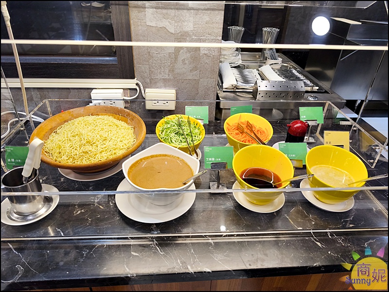 康橋商旅台南赤崁樓館|台南超值住宿從住房到退房都在吃！豐盛宵夜.早餐.24hr咖啡廳.免費洗衣烘衣免費停車.地理位置超棒