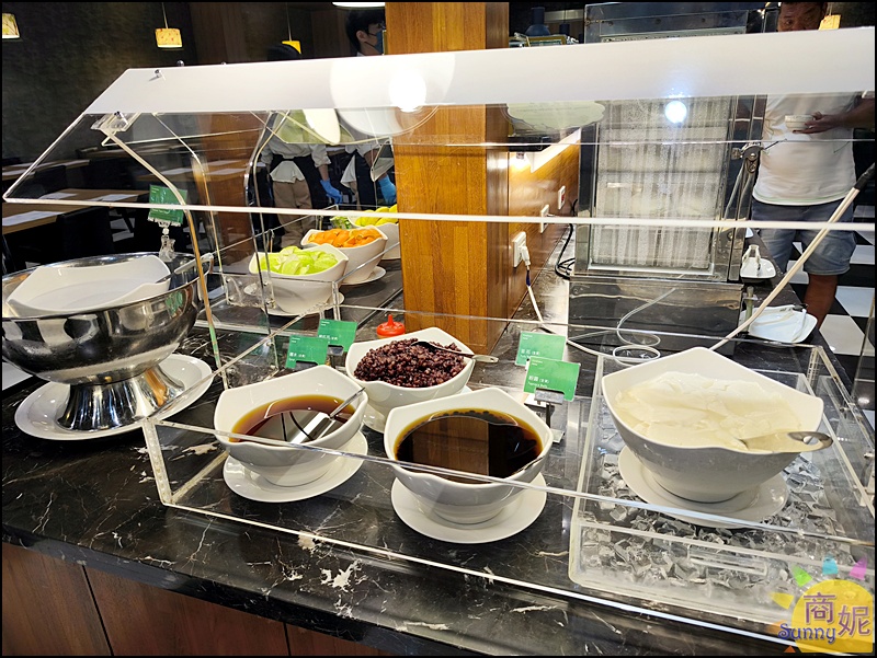 康橋商旅台南赤崁樓館|台南超值住宿從住房到退房都在吃！豐盛宵夜.早餐.24hr咖啡廳.免費洗衣烘衣免費停車.地理位置超棒