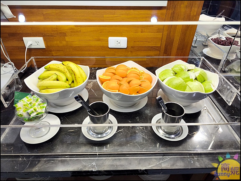 康橋商旅台南赤崁樓館|台南超值住宿從住房到退房都在吃！豐盛宵夜.早餐.24hr咖啡廳.免費洗衣烘衣免費停車.地理位置超棒