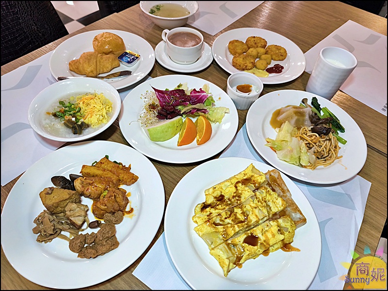 康橋商旅台南赤崁樓館|台南超值住宿從住房到退房都在吃！豐盛宵夜.早餐.24hr咖啡廳.免費洗衣烘衣免費停車.地理位置超棒