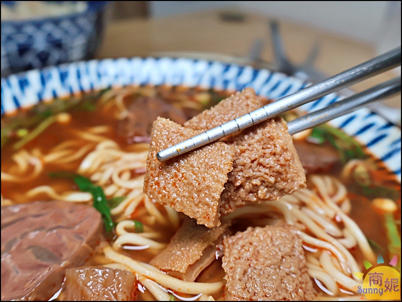 鼎騰牛肉麵|台中大甲鎮瀾宮美食蔣公路必吃老店!超人氣紅燒雙寶麵、清燉牛肉麵,在地人推薦麵食好選擇 鼎騰牛肉麵|台中大甲鎮瀾宮美食蔣公路必吃老店!超人氣紅燒雙寶麵、清燉牛肉麵,在地人推薦麵食好選擇
