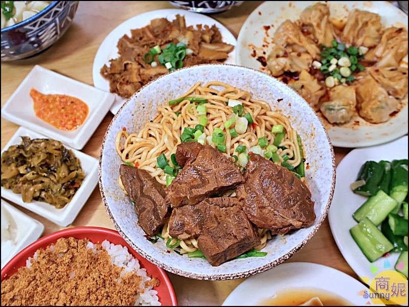 鼎騰牛肉麵|台中大甲鎮瀾宮美食蔣公路必吃老店!超人氣紅燒雙寶麵、清燉牛肉麵,在地人推薦麵食好選擇 鼎騰牛肉麵|台中大甲鎮瀾宮美食蔣公路必吃老店!超人氣紅燒雙寶麵、清燉牛肉麵,在地人推薦麵食好選擇