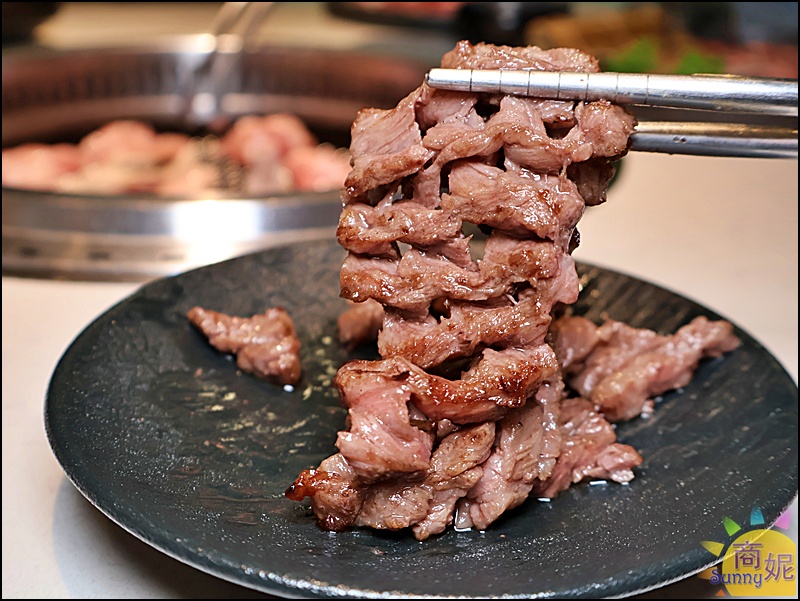 燒肉MEN朝富店|埔里超人氣燒肉進駐台中! 豐盛套餐爽嗑A5和牛F1紐約客,個人燒肉499元起享用哈根達斯、水耕生菜豪華自助吧吃到飽 燒肉MEN朝富店|埔里超人氣燒肉進駐台中! 豐盛套餐爽嗑A5和牛F1紐約客,個人燒肉499元起享用哈根達斯、水耕生菜豪華自助吧吃到飽