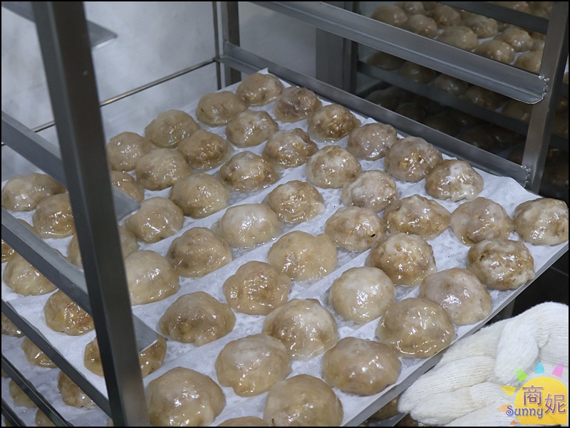 成功水晶餃｜隱藏巷弄的手工爆餡美味！晶瑩Q彈皮薄肉香，在地人瘋搶秒殺神級小吃