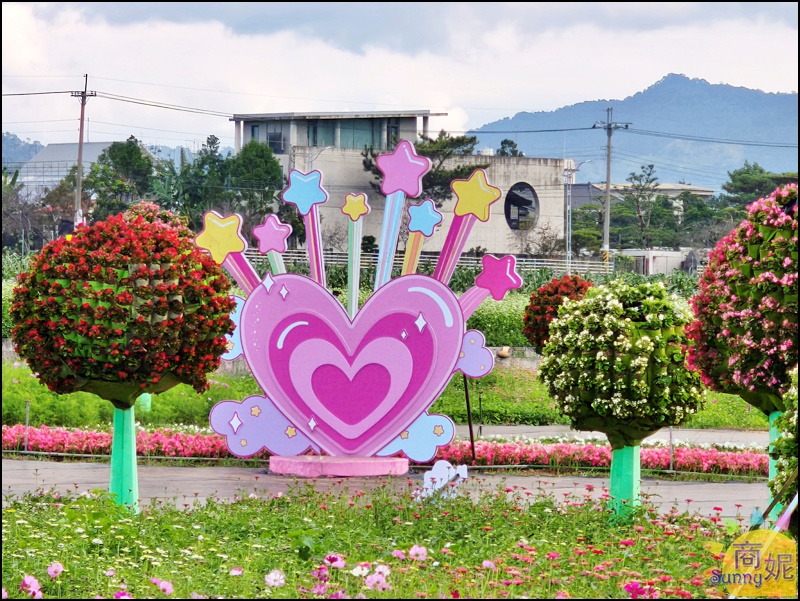 2025新社花海＆台中花毯節|免費參觀！飛天小女警主題、時間、交通停車接駁車攻略