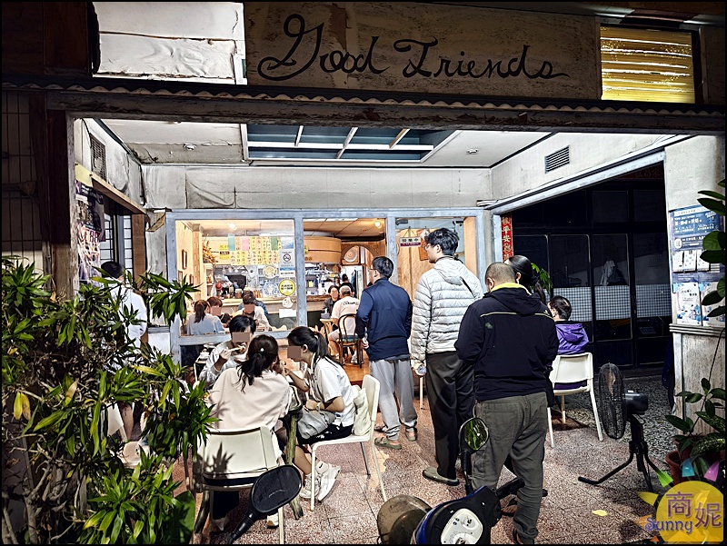 丹美隆|台中平價簡餐咖啡。Google評論4.4星在地人大推20多年老店 招牌檸檬雞必點! 丹美隆|台中平價簡餐咖啡。Google評論4.4星在地人大推20多年老店 招牌檸檬雞必點!