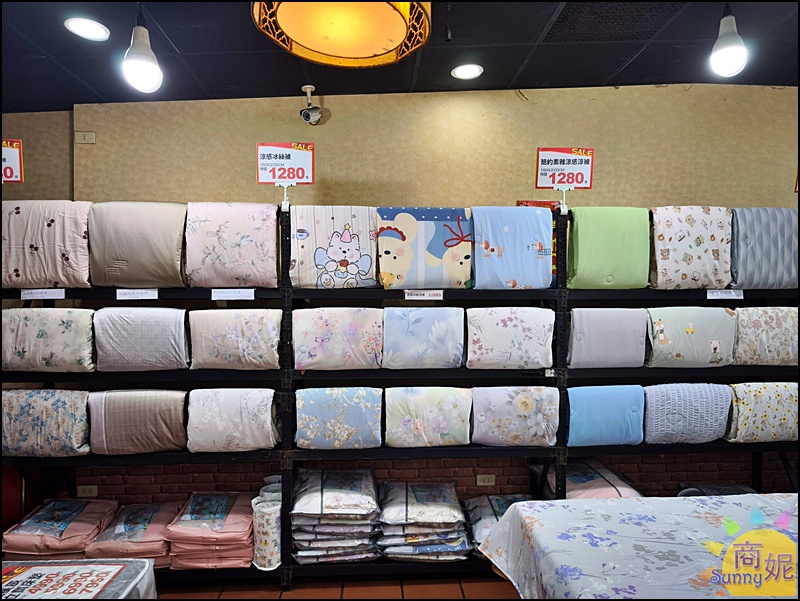 台中西屯最便宜寢具特賣!工廠直營2折起涼被399枕頭買一送一700起 寢具床組被單通通破盤價 台中西屯最便宜寢具特賣!工廠直營2折起涼被399枕頭買一送一700起 寢具床組被單通通破盤價