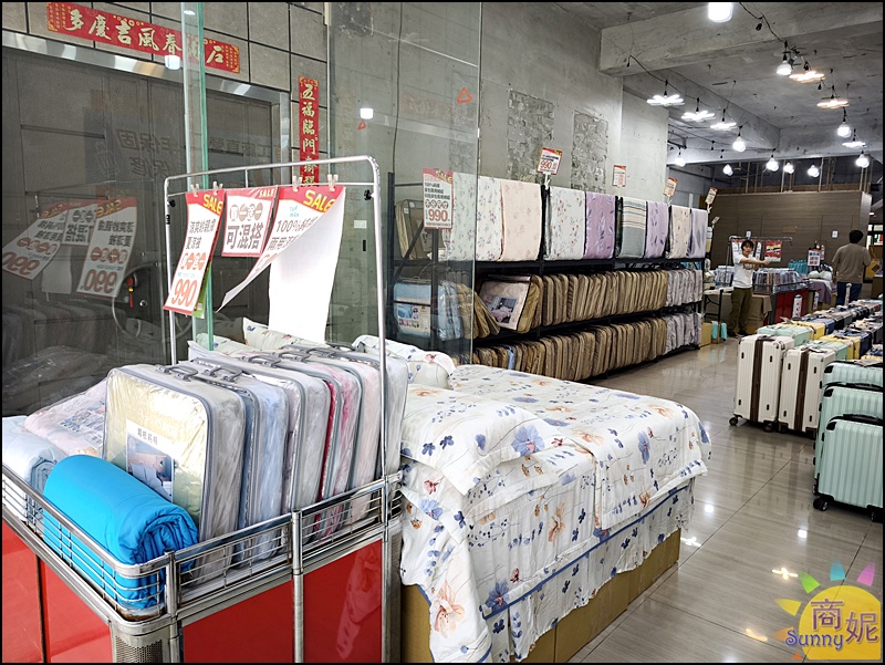 彰化寢具特賣最便宜60支天絲!工廠直營枕頭涼被買一送一.100%天絲純棉寢具799四季暖被690 彰化寢具特賣最便宜60支天絲!工廠直營枕頭涼被買一送一.100%天絲純棉寢具799四季暖被690