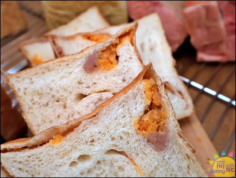 品麵包|台中最便宜生吐司!假日限定生吐司+完熟吐司口味超過60種，軟綿口感麵包控必朝聖