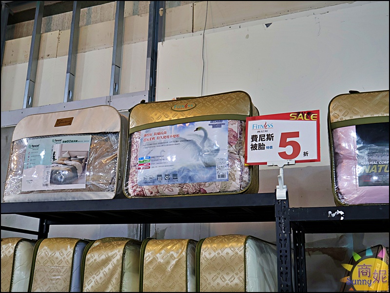 大里寢具特賣|台中最便宜60支天絲寢具!60年寢具大廠換季出清買一送一千元有找.飯店級寢具超殺價格買到賺到 大里寢具特賣|台中最便宜60支天絲寢具!60年寢具大廠換季出清買一送一千元有找.飯店級寢具超殺價格買到賺到