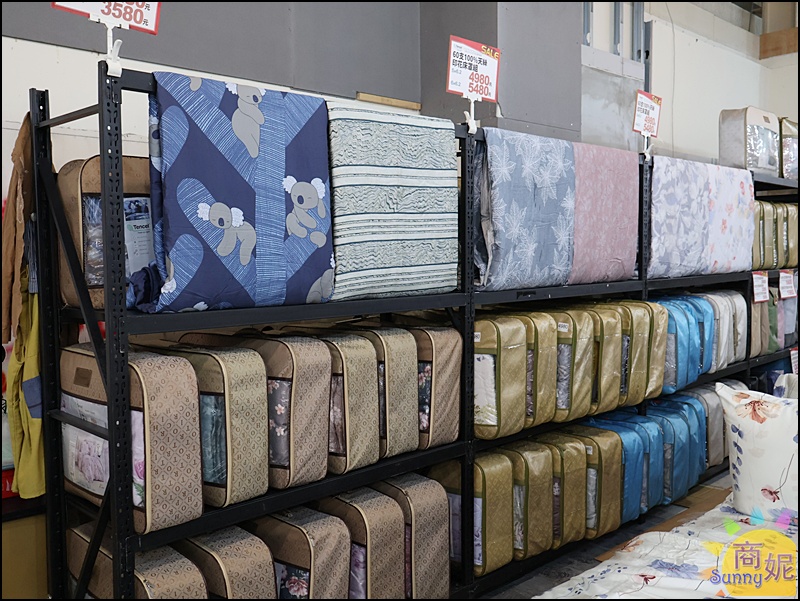 大里寢具特賣|台中最便宜60支天絲寢具!60年寢具大廠換季出清買一送一千元有找.飯店級寢具超殺價格買到賺到