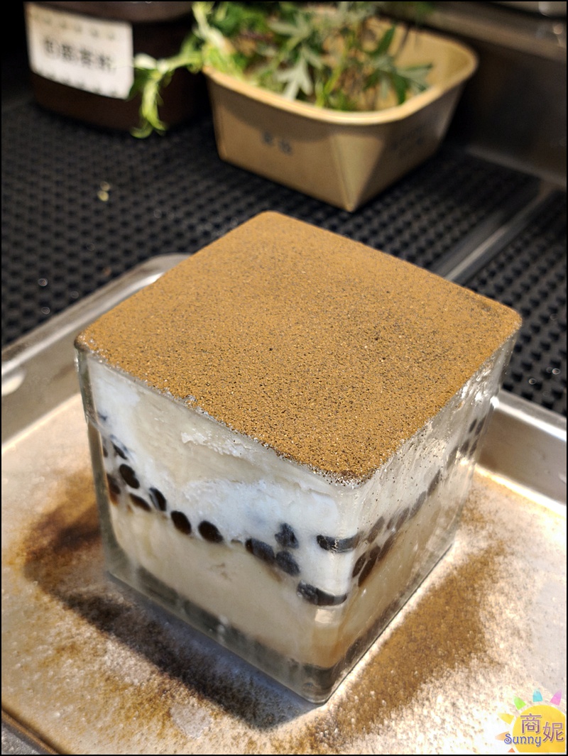 涼糧甜品|台中質感糧倉風甜品店!嚴選小農食材,必點白玉紅豆湯、方塊雪花冰,四季皆宜的下午茶推薦 涼糧甜品|台中質感糧倉風甜品店!嚴選小農食材,必點白玉紅豆湯、方塊雪花冰,四季皆宜的下午茶推薦