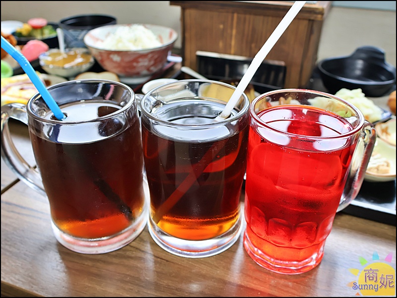 彰化美食推薦秋本家!彰化火車站前超狂創意定食,30公分大豬排、日本城、天皇馬車、方形火鍋超澎湃免服務費CP值爆表 彰化美食推薦秋本家!彰化火車站前超狂創意定食,30公分大豬排、日本城、天皇馬車、方形火鍋超澎湃免服務費CP值爆表