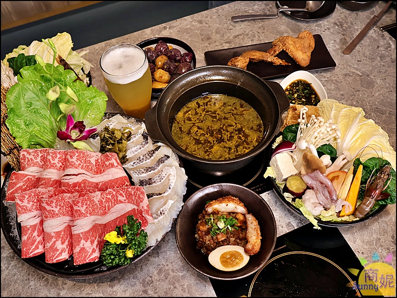 澎漁鍋物|草屯最美火鍋CP值爆表！澎湖產地直送海鮮澎湃上桌.職人握壽司.日本哈根達斯.手作蛋糕.特調飲品.附專屬停車場