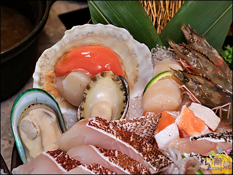 澎漁鍋物|草屯最美火鍋CP值爆表！澎湖產地直送海鮮澎湃上桌.職人握壽司.日本哈根達斯.手作蛋糕.特調飲品.附專屬停車場