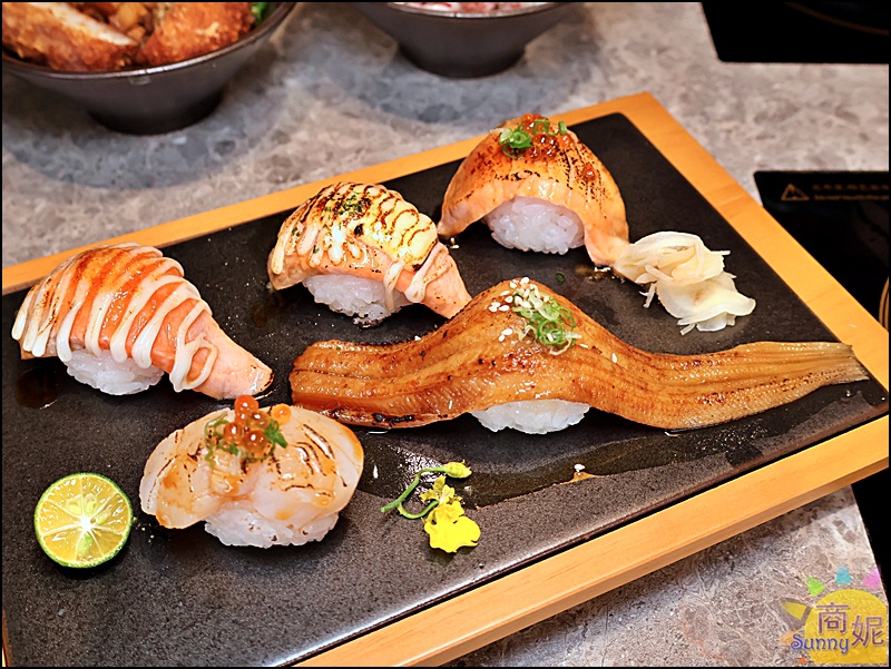 澎漁鍋物|草屯最美火鍋CP值爆表！澎湖產地直送海鮮澎湃上桌.職人握壽司.日本哈根達斯.手作蛋糕.特調飲品.附專屬停車場