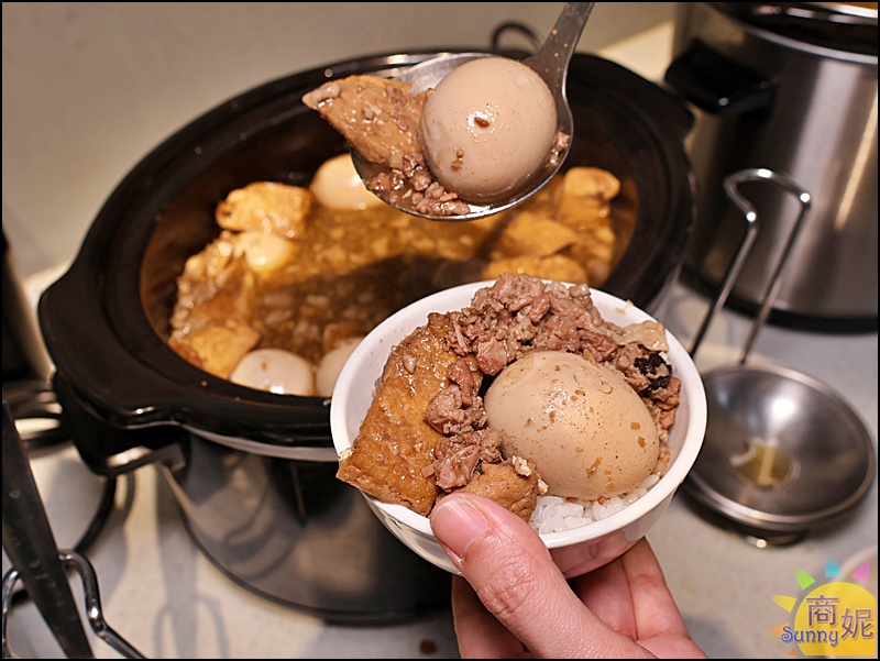 似錦涮|台中火鍋自助吧280元吃到飽!平日午後大胃王肉盤買一送一CP值超高，再送得獎手工蛋捲甜點控最愛