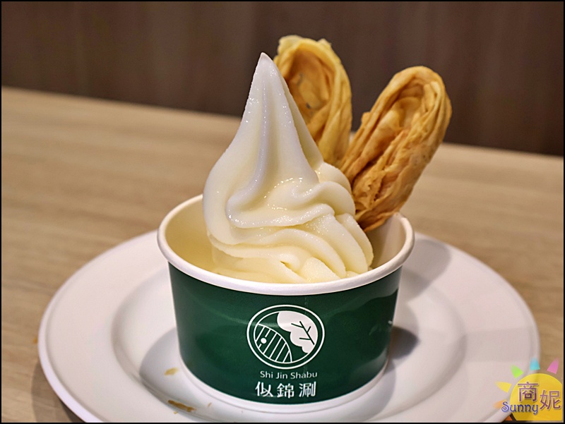 似錦涮|台中火鍋自助吧280元吃到飽!平日午後大胃王肉盤買一送一CP值超高，再送得獎手工蛋捲甜點控最愛