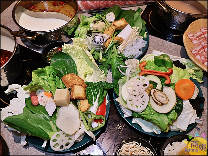 台中蔬食吃到飽推薦月團員雞湯火鍋