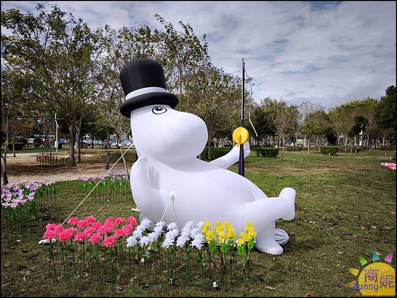 2026台中燈會|嚕嚕米姆明降臨台中！幸福蜜馬60米巨型極光主燈秀，姆明小提燈、7大展區交通懶人包