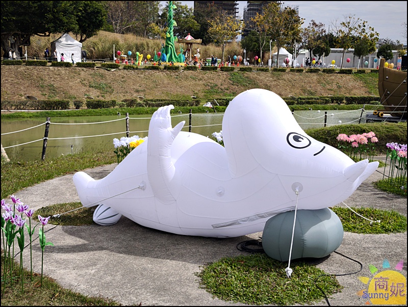 2026台中燈會|嚕嚕米姆明降臨台中！幸福蜜馬60米巨型極光主燈秀，姆明小提燈、7大展區交通懶人包